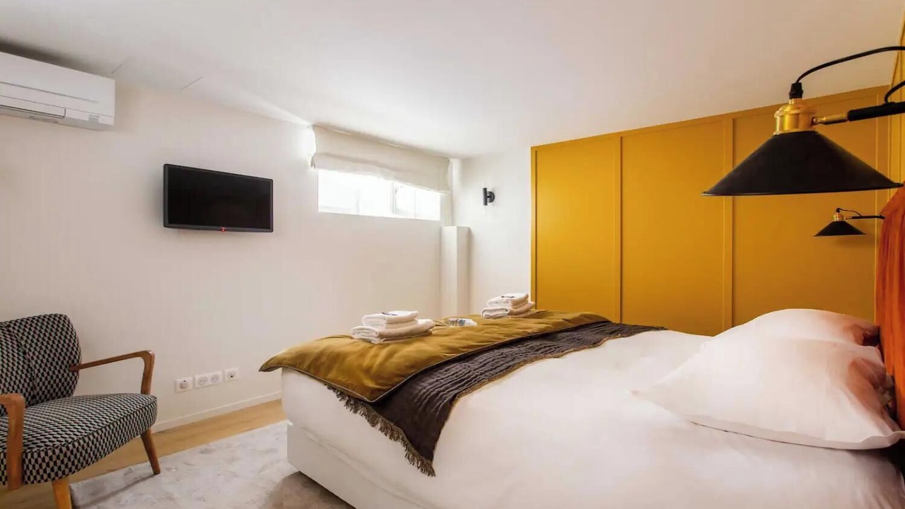 Photo of Bedroom in Notre Dame