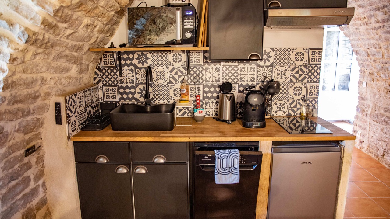 Photo of Kitchen in Ferrieres-les-Verreries
