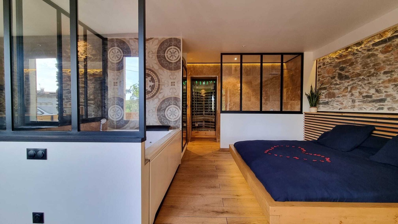 Photo of Bedroom in Salsigne