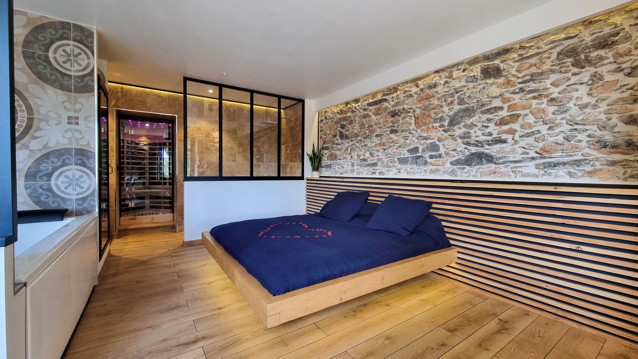 Photo of Bedroom in Salsigne