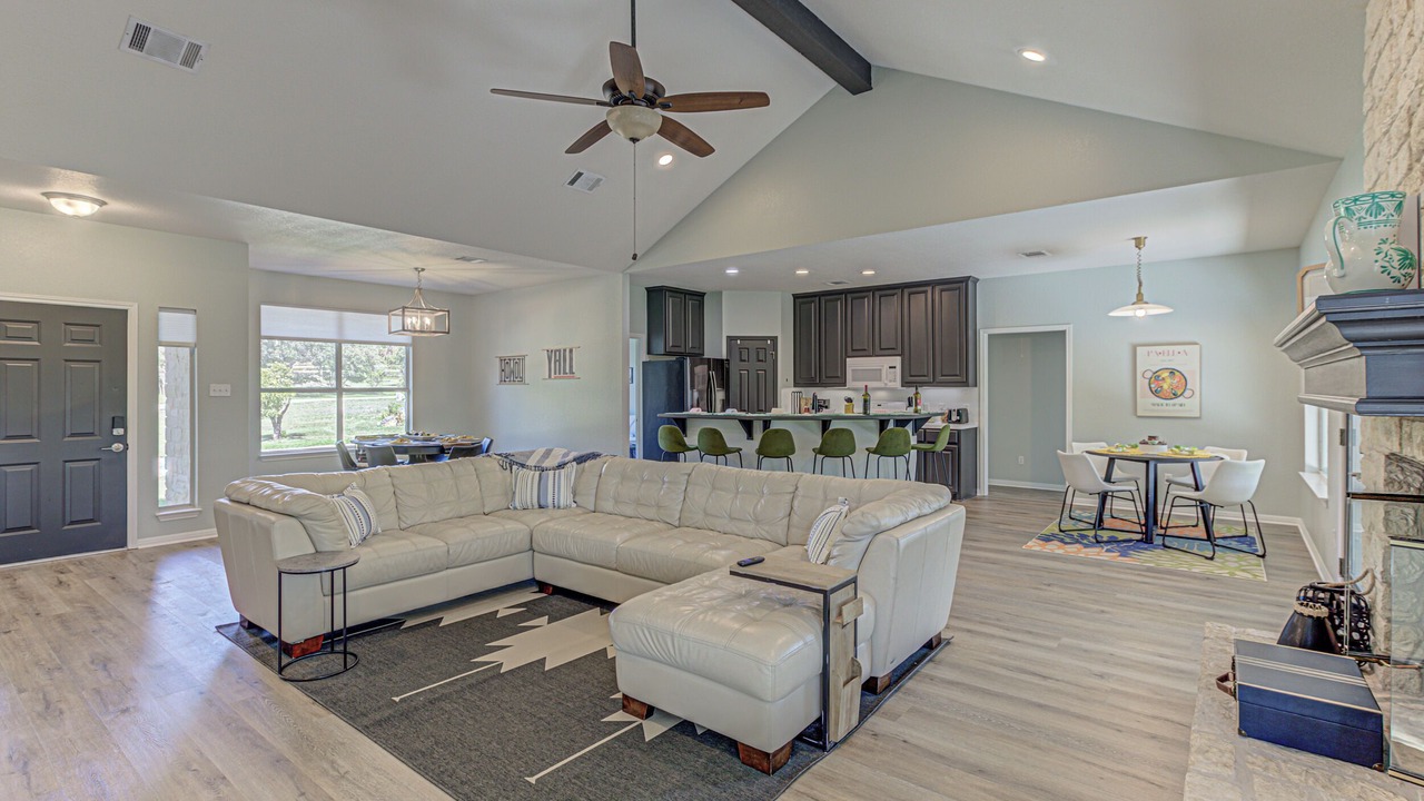Photo of Livingroom in Austin