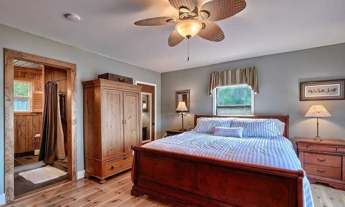 Photo of Bedroom in Camden