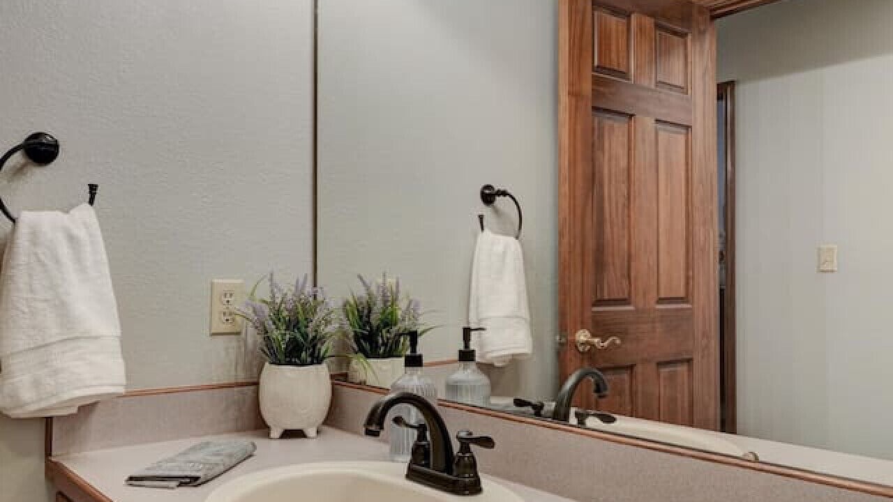 Photo of Bathroom in Powell