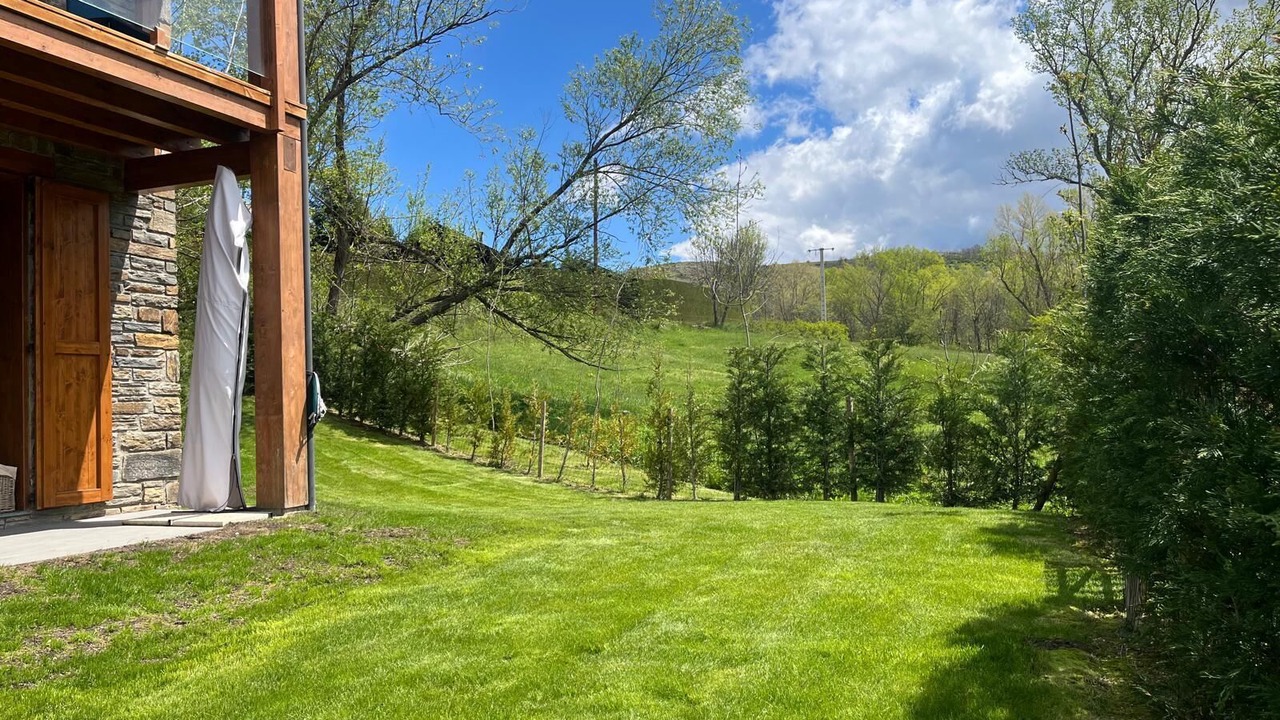 Photo of Outdoor in Estavar
