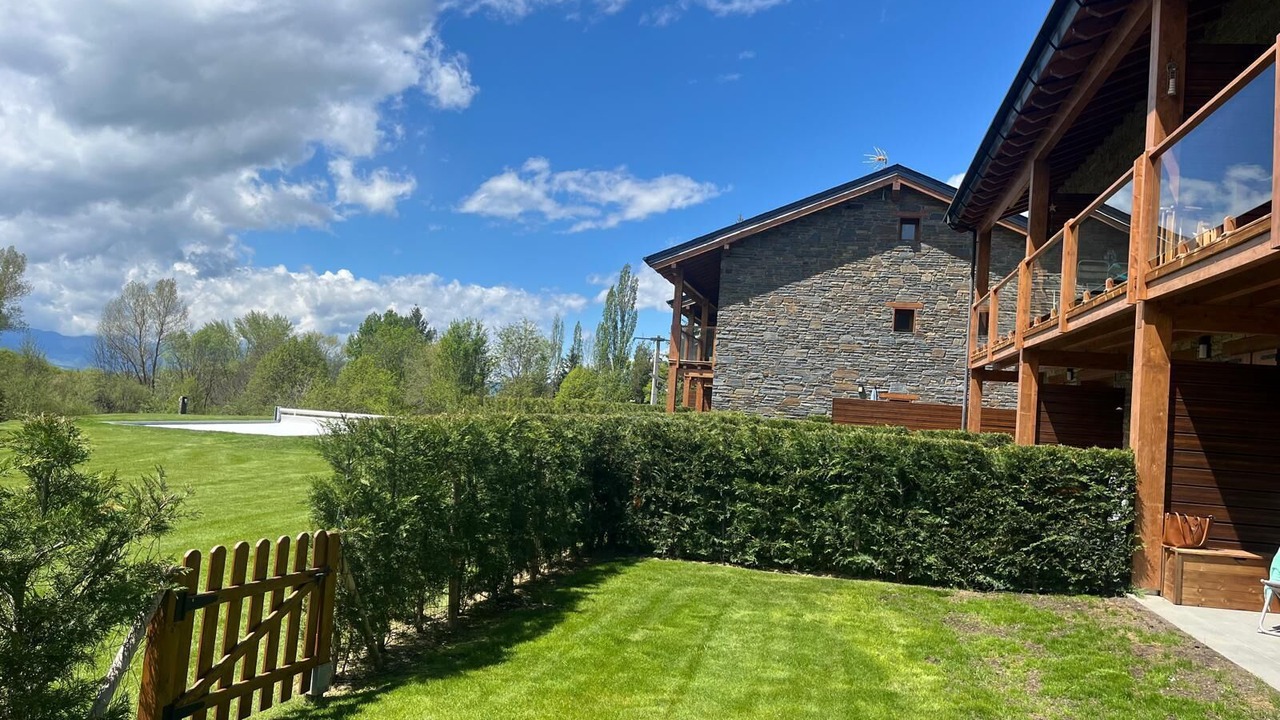 Photo of Outdoor in Estavar