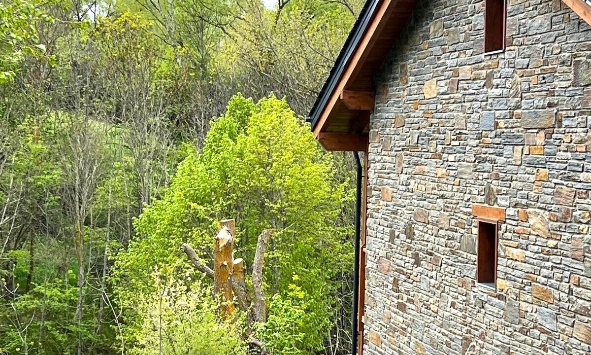 Photo of Outdoor in Estavar