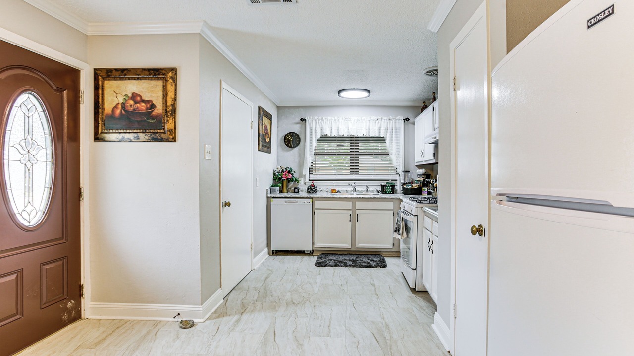 Photo of Kitchen in Bridge City