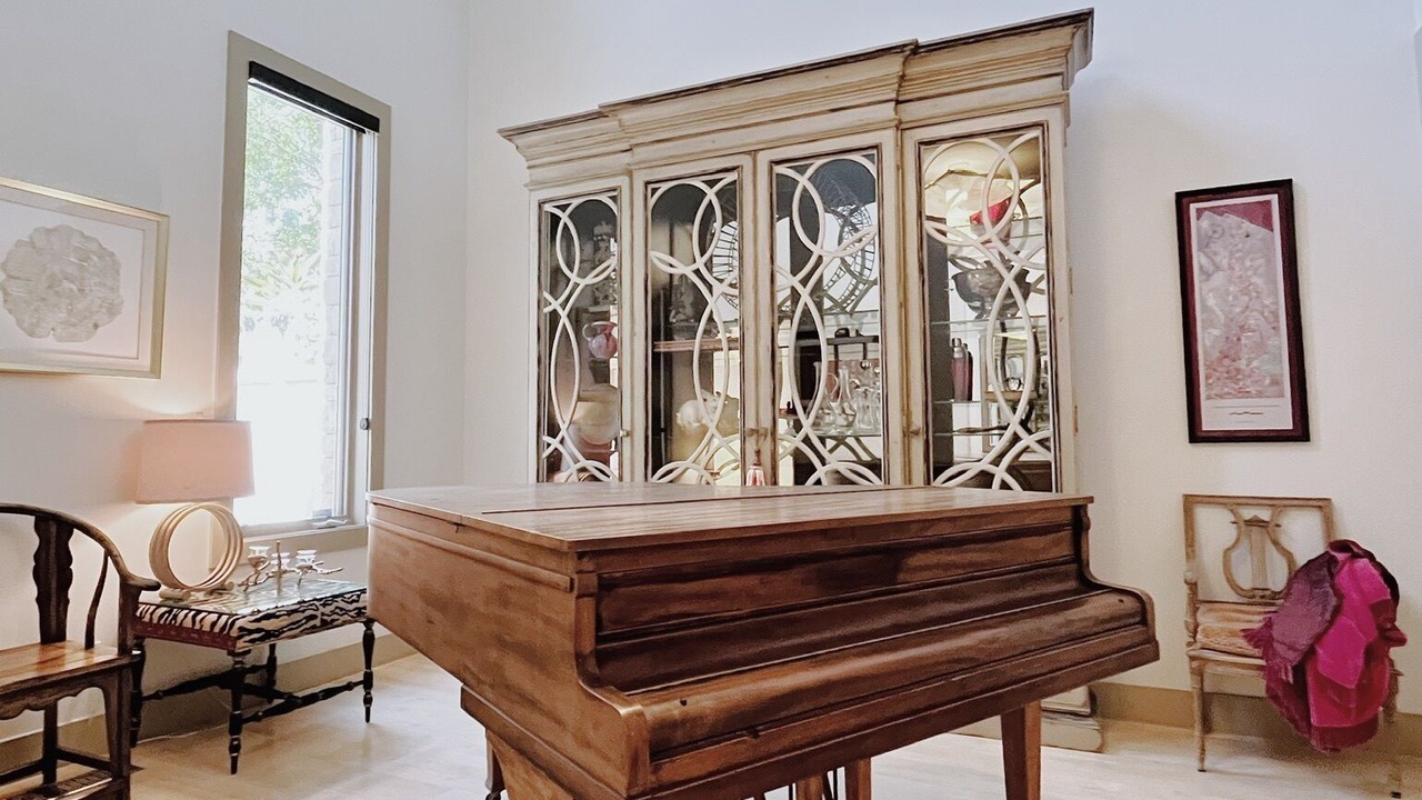 Photo of Bedroom in Golden Triangle