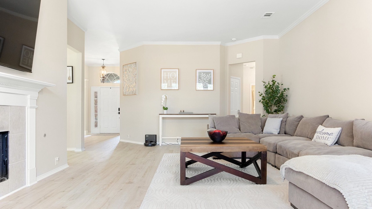 Photo of Livingroom in South Arlington