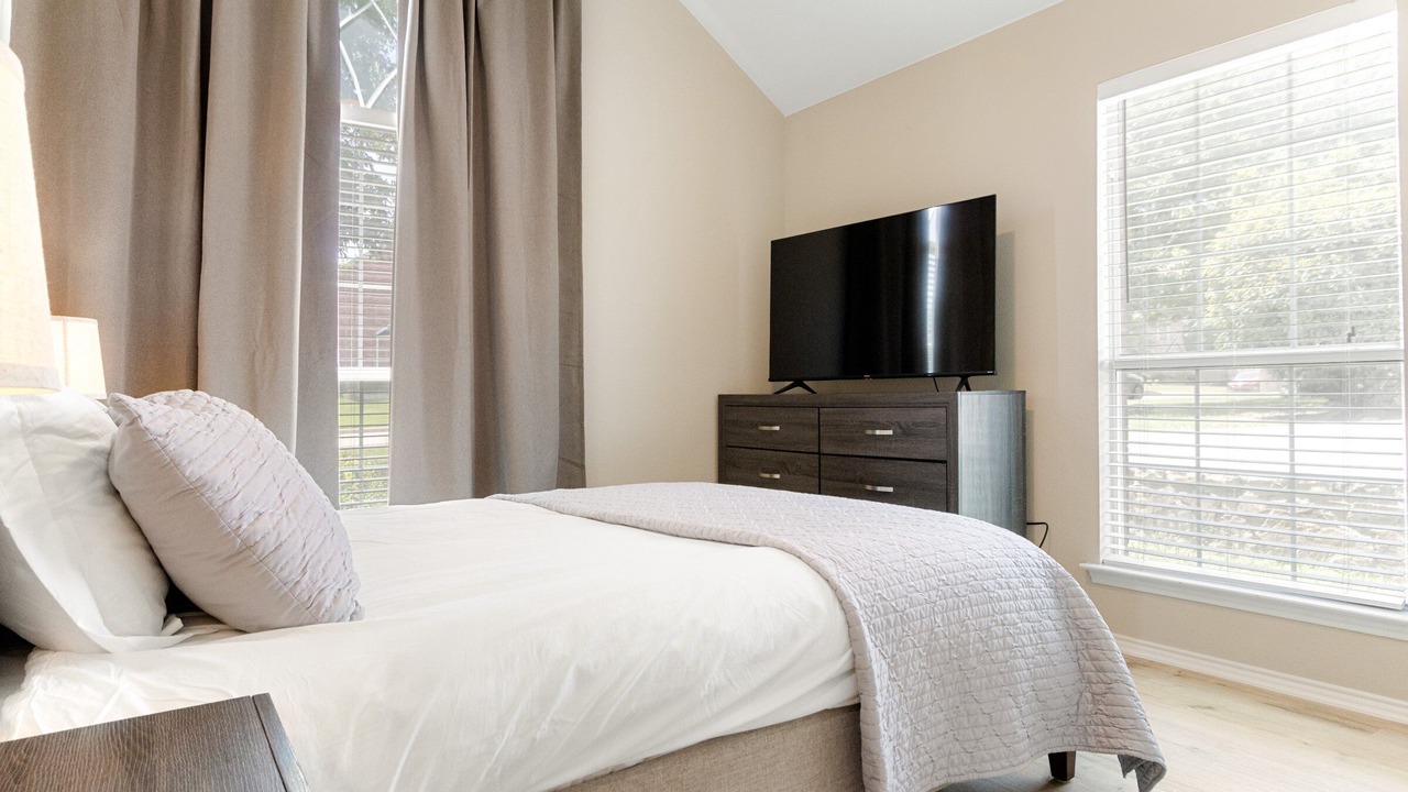 Photo of Bedroom in South Arlington