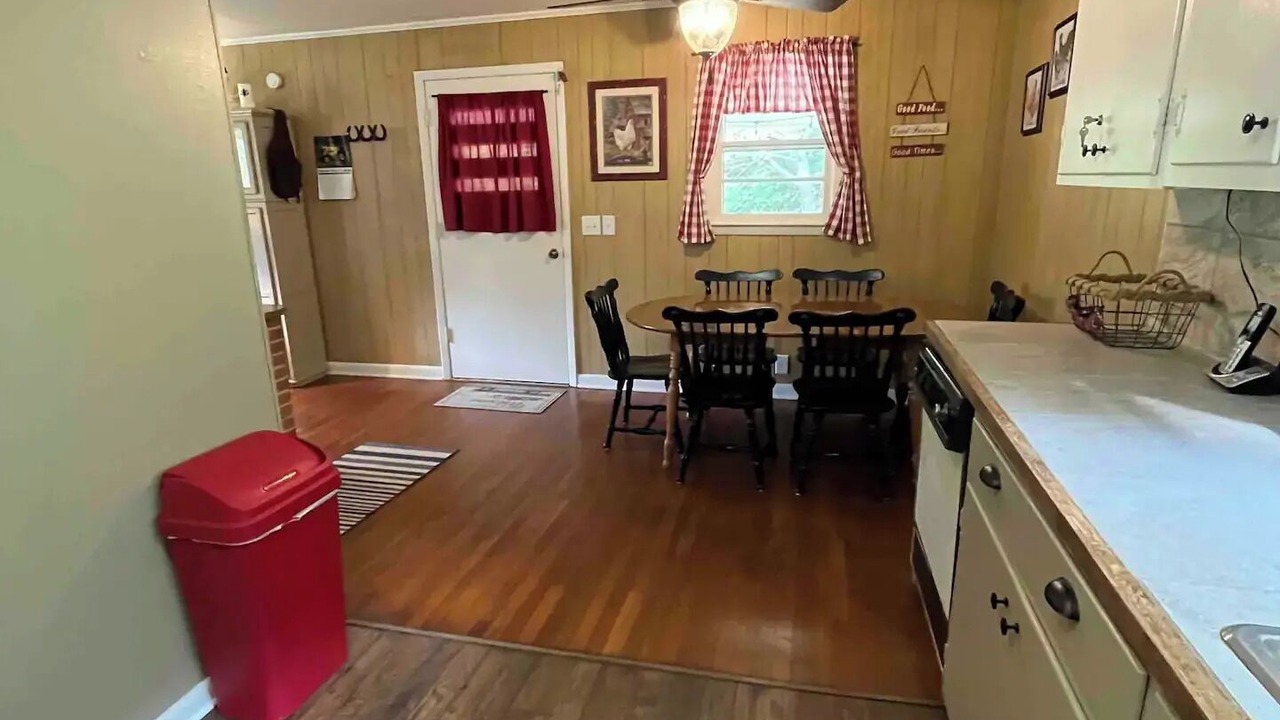 Photo of Kitchen in Mouth of Wilson