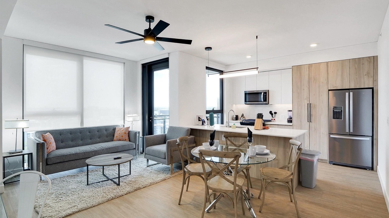 Photo of Livingroom in Evans Churchill
