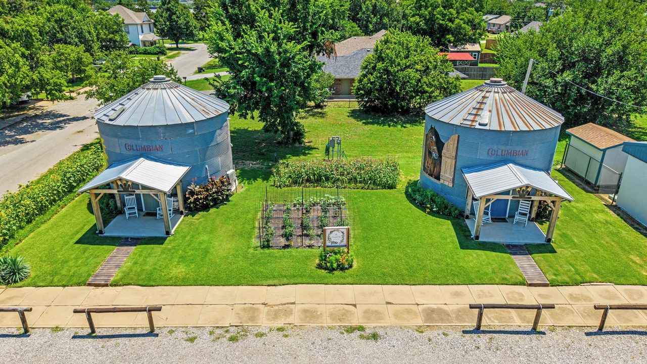 Photo of Outdoor in Elgin