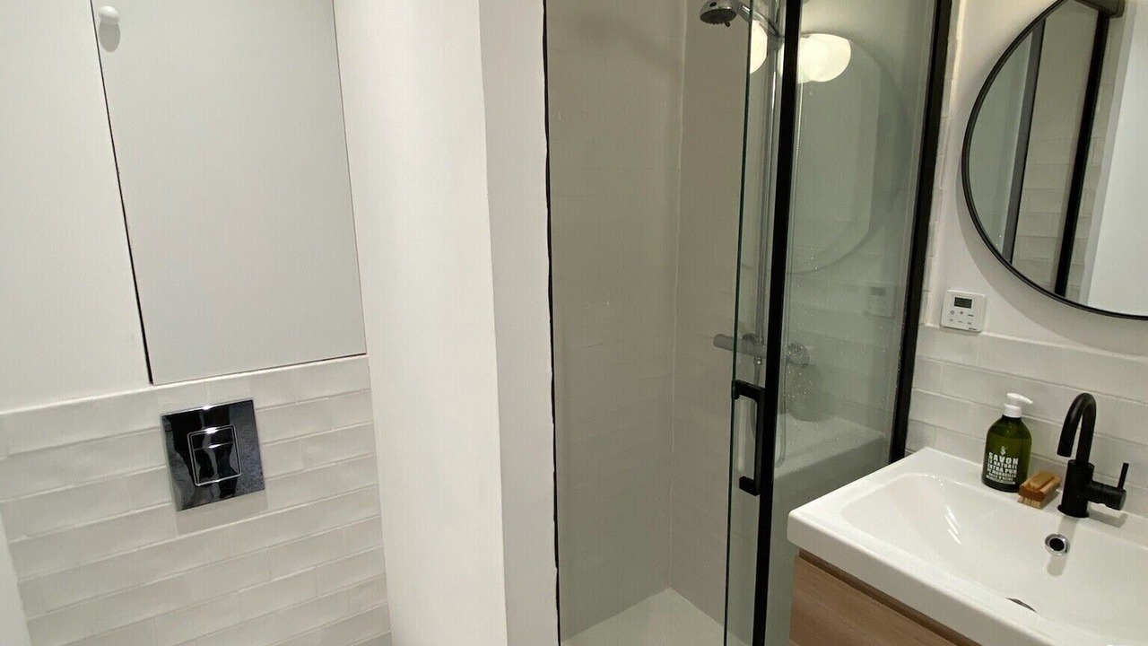Photo of Bathroom in Montreuil