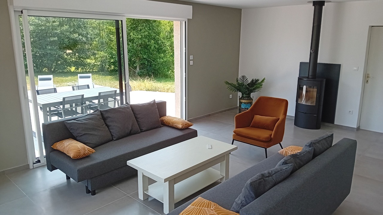 Photo of Livingroom in Saint-Firmin-des-Pres