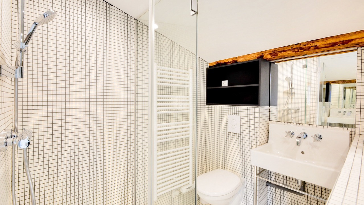 Photo of Bathroom in Saint Nicolas - Charles III - Ville vieille - Trois Maisons - Leopold