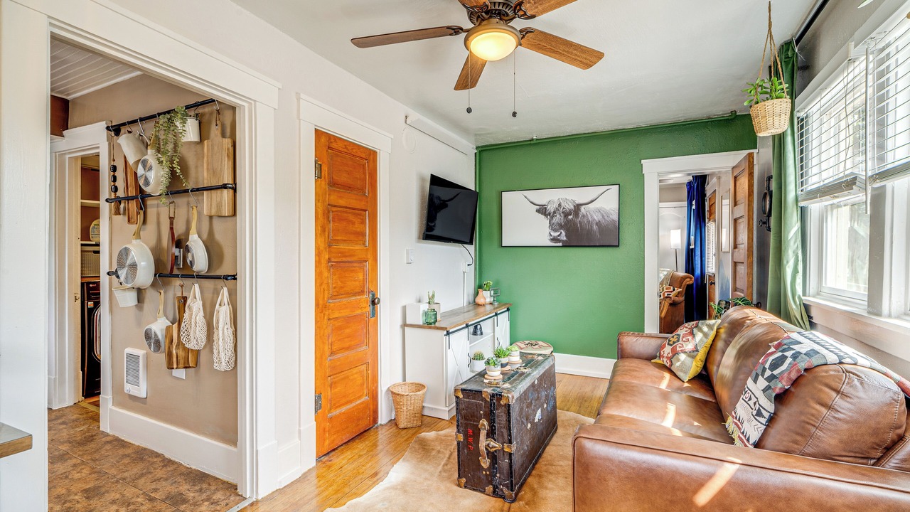 Photo of Livingroom in Manitou Springs