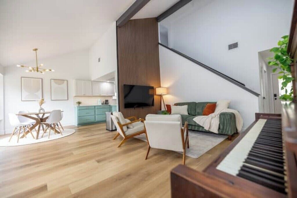 Photo of Livingroom in Brushy Creek