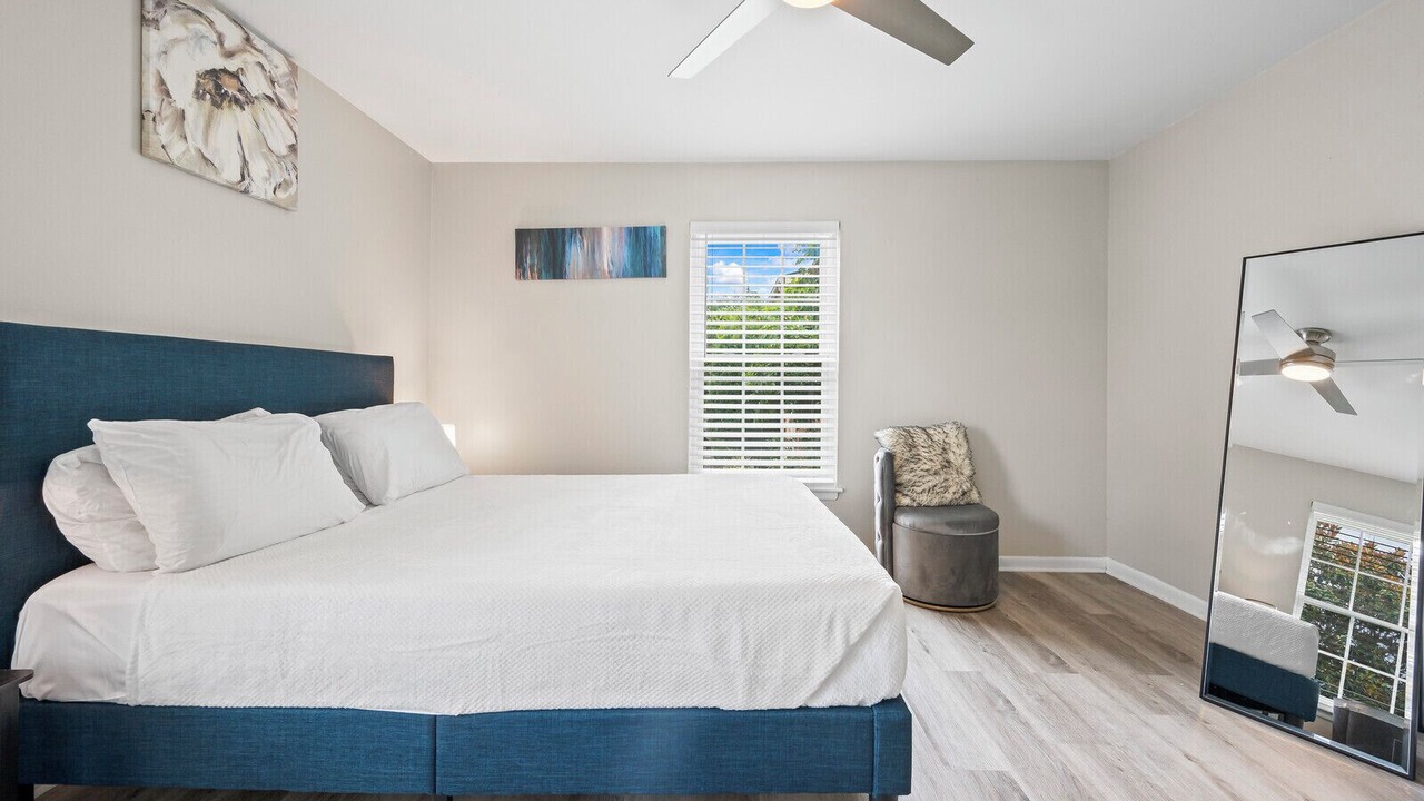 Photo of Bedroom in Green Hills