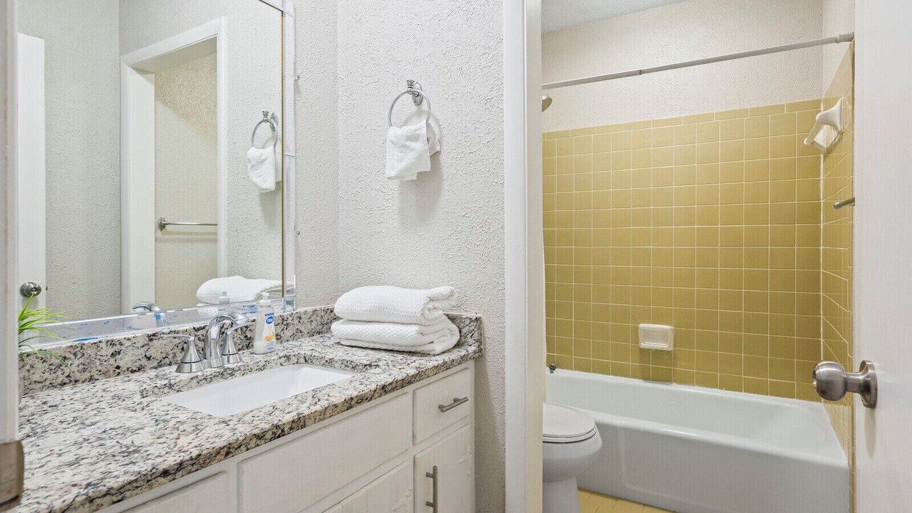 Photo of Bathroom in Green Hills