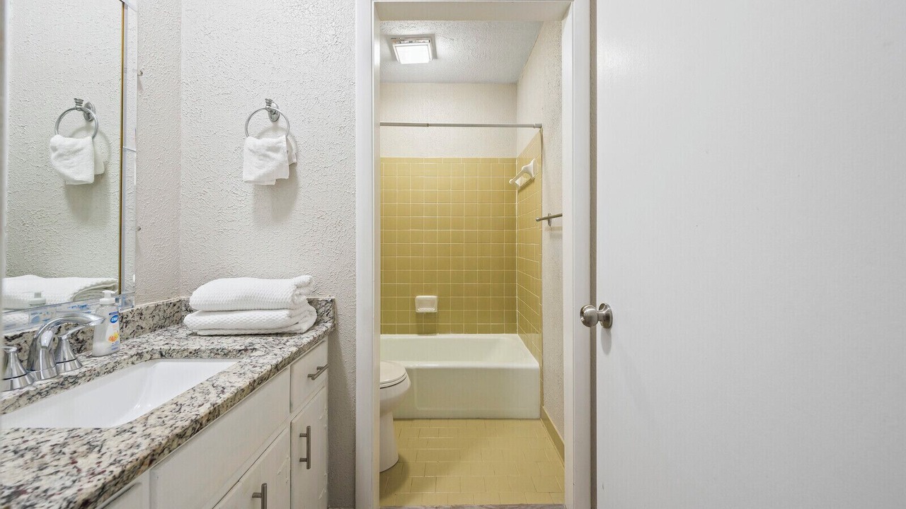 Photo of Bathroom in Green Hills