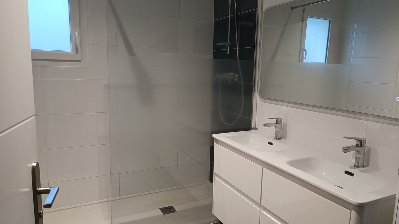 Photo of Bathroom in Ploemel