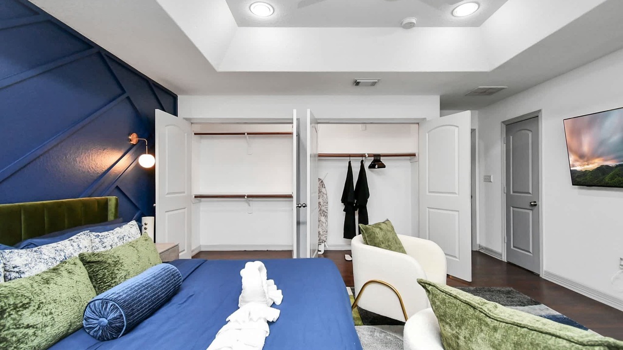 Photo of Bedroom in Northside