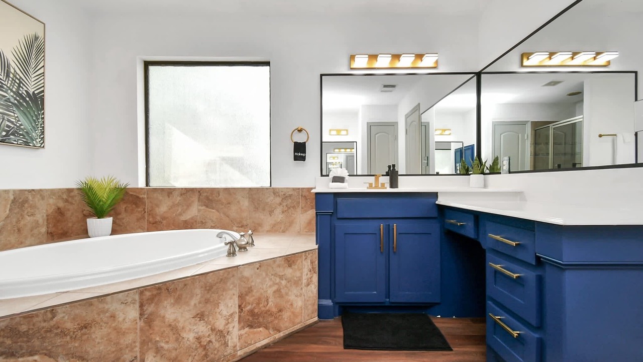Photo of Bathroom in Northside
