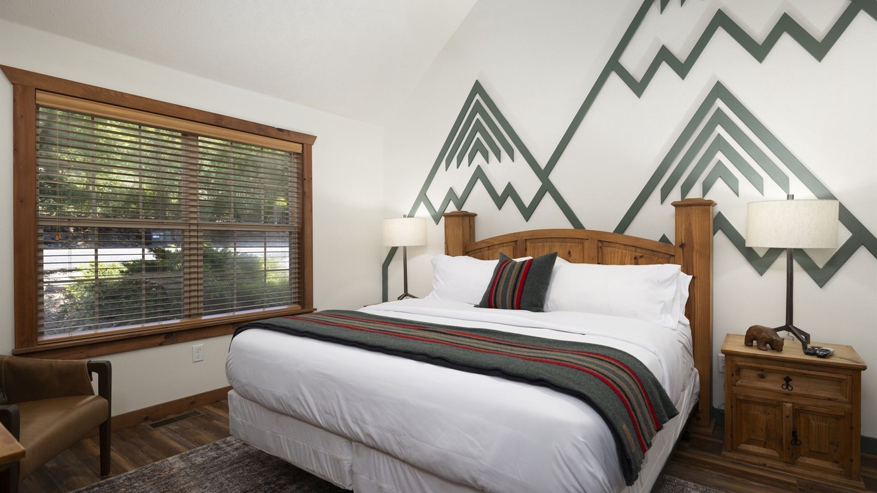 Photo of Bedroom in Branson West