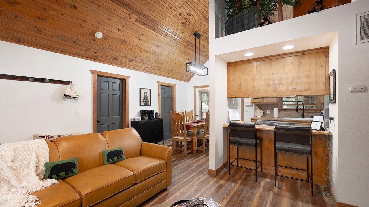 Photo of Livingroom in Branson West