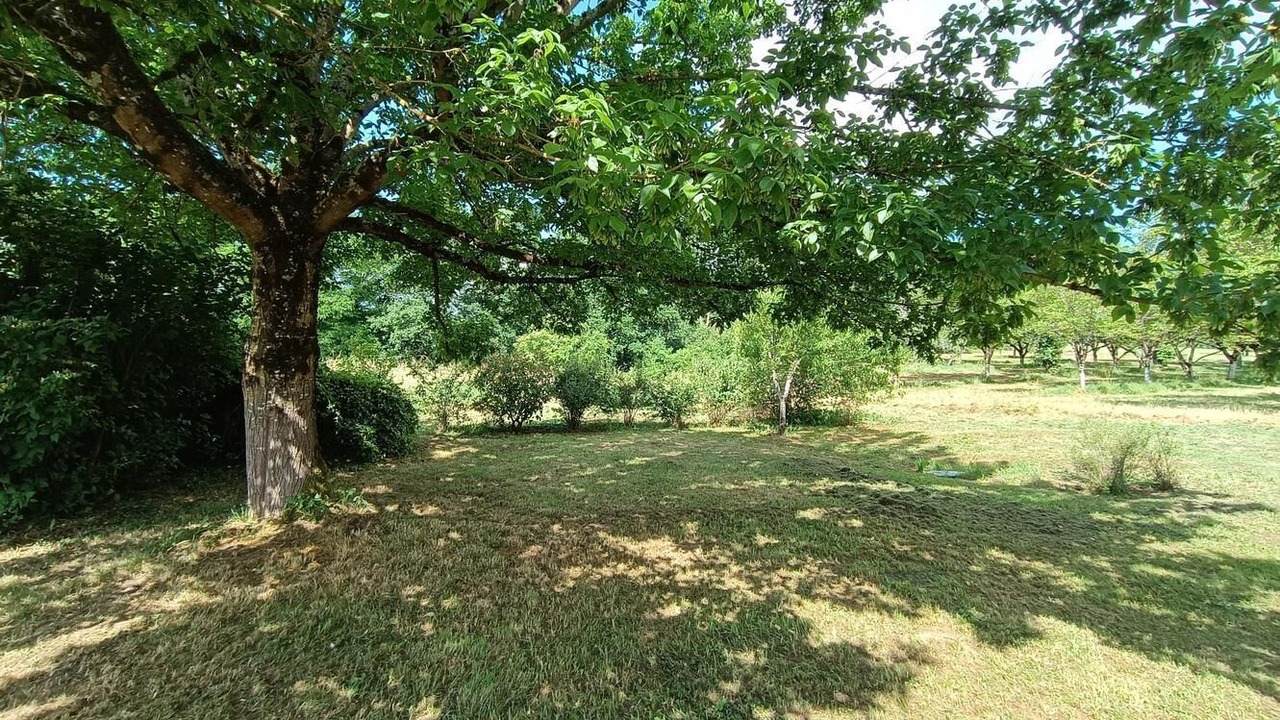 Photo of Others in Creysse