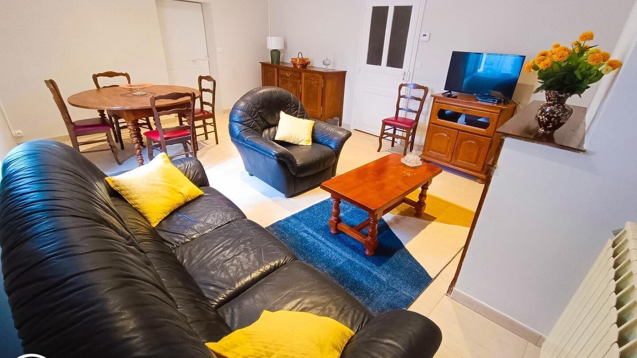 Photo of Livingroom in Lascabanes