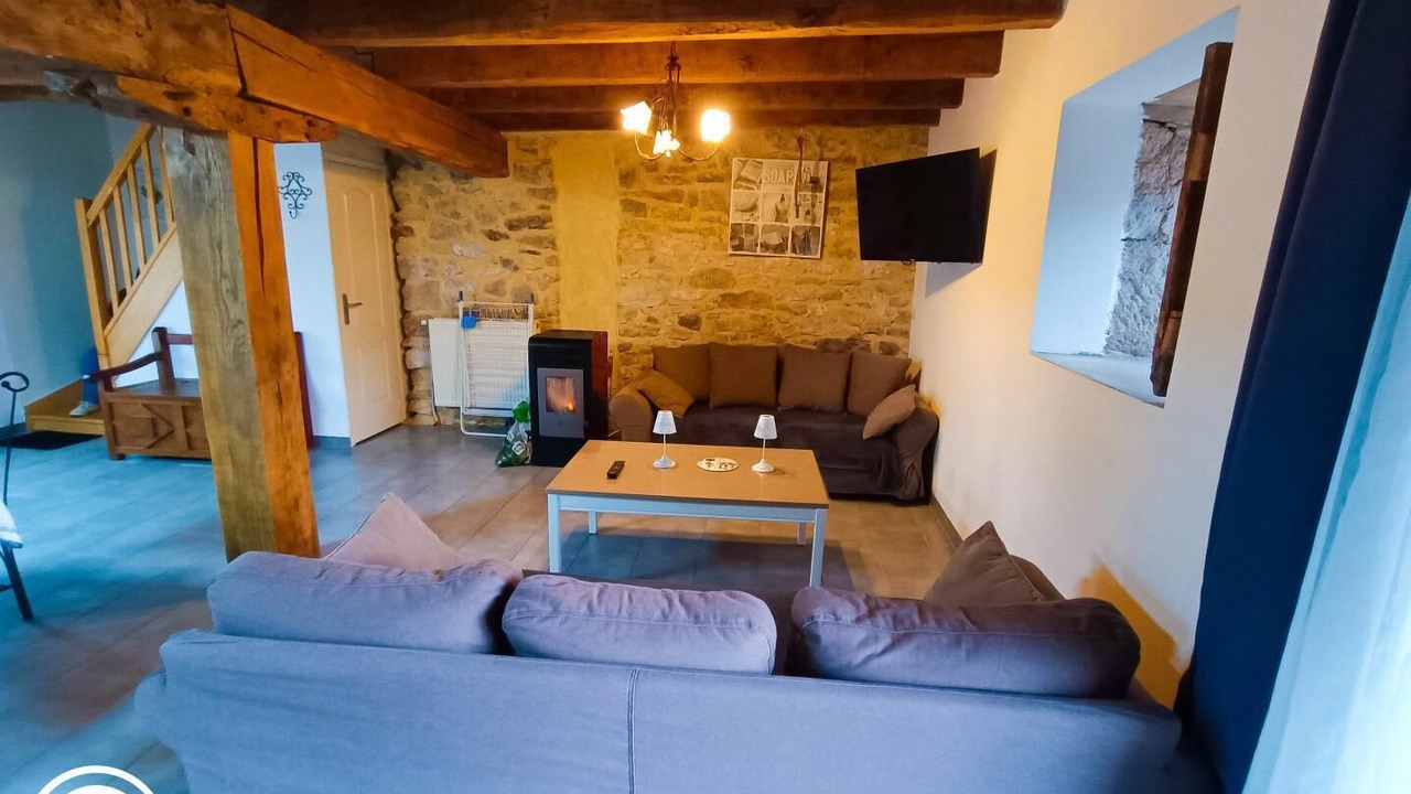 Photo of Livingroom in Aynac