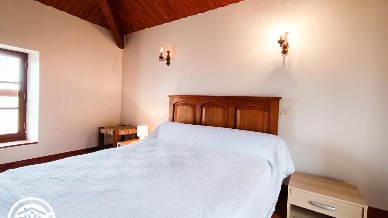 Photo of Bedroom in Albas