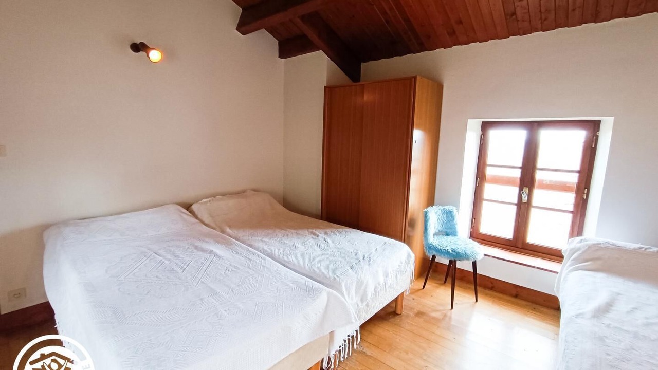 Photo of Bedroom in Albas