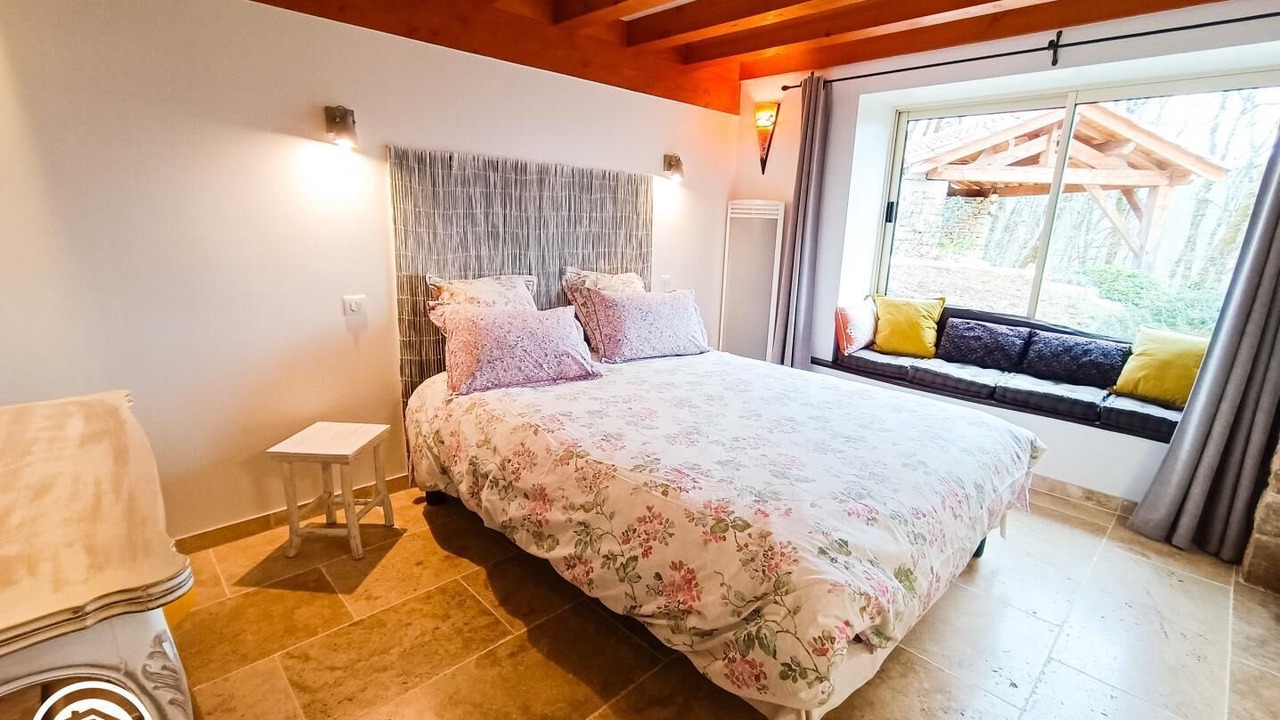 Photo of Bedroom in Crayssac