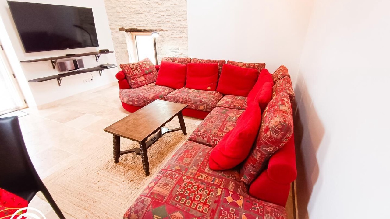 Photo of Livingroom in Crayssac
