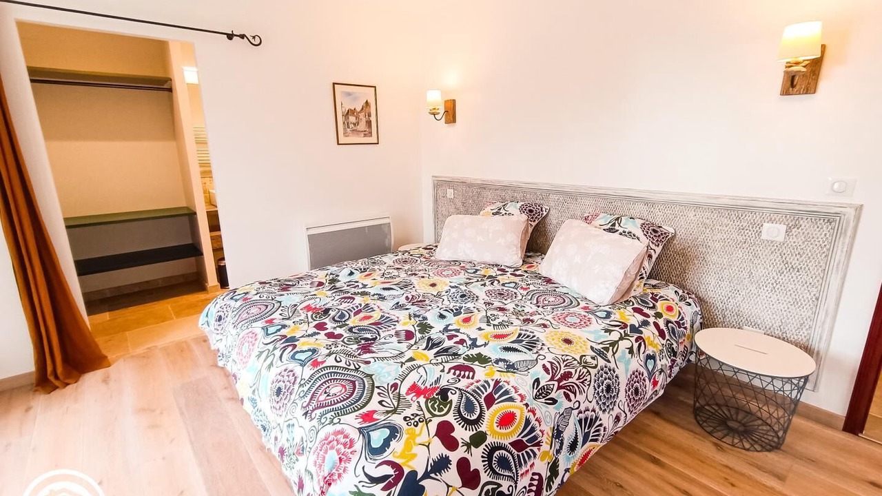 Photo of Bedroom in Crayssac