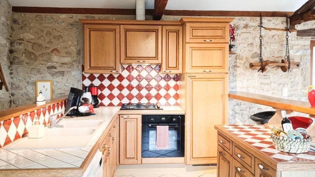 Photo of Kitchen in Camburat