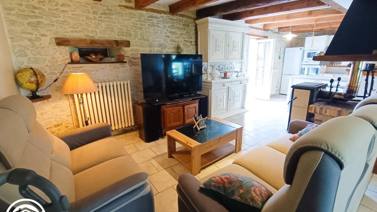 Photo of Livingroom in Meyronne