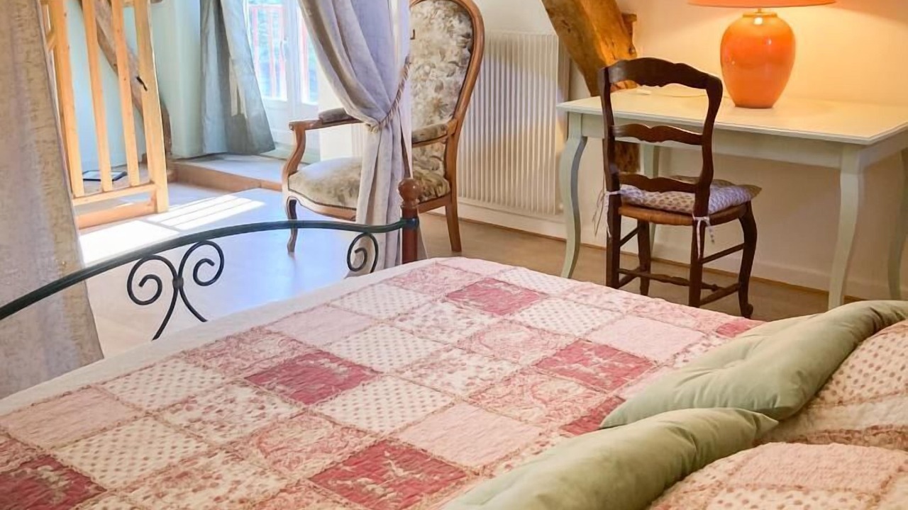 Photo of Bedroom in Meyronne