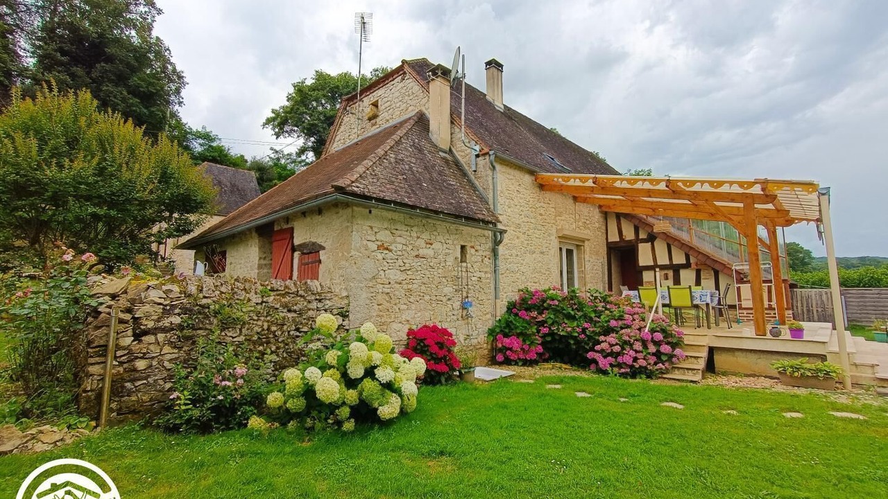 Photo of Outdoor in Meyronne