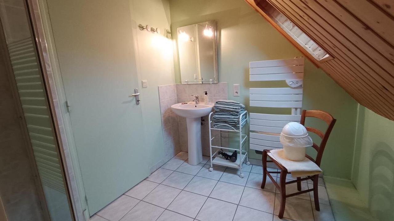 Photo of Bathroom in Creysse