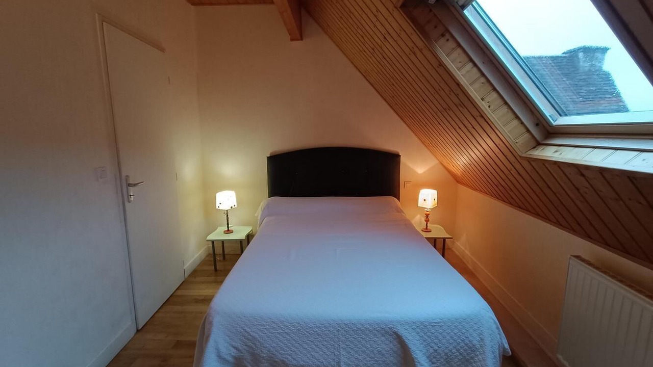 Photo of Bedroom in Creysse