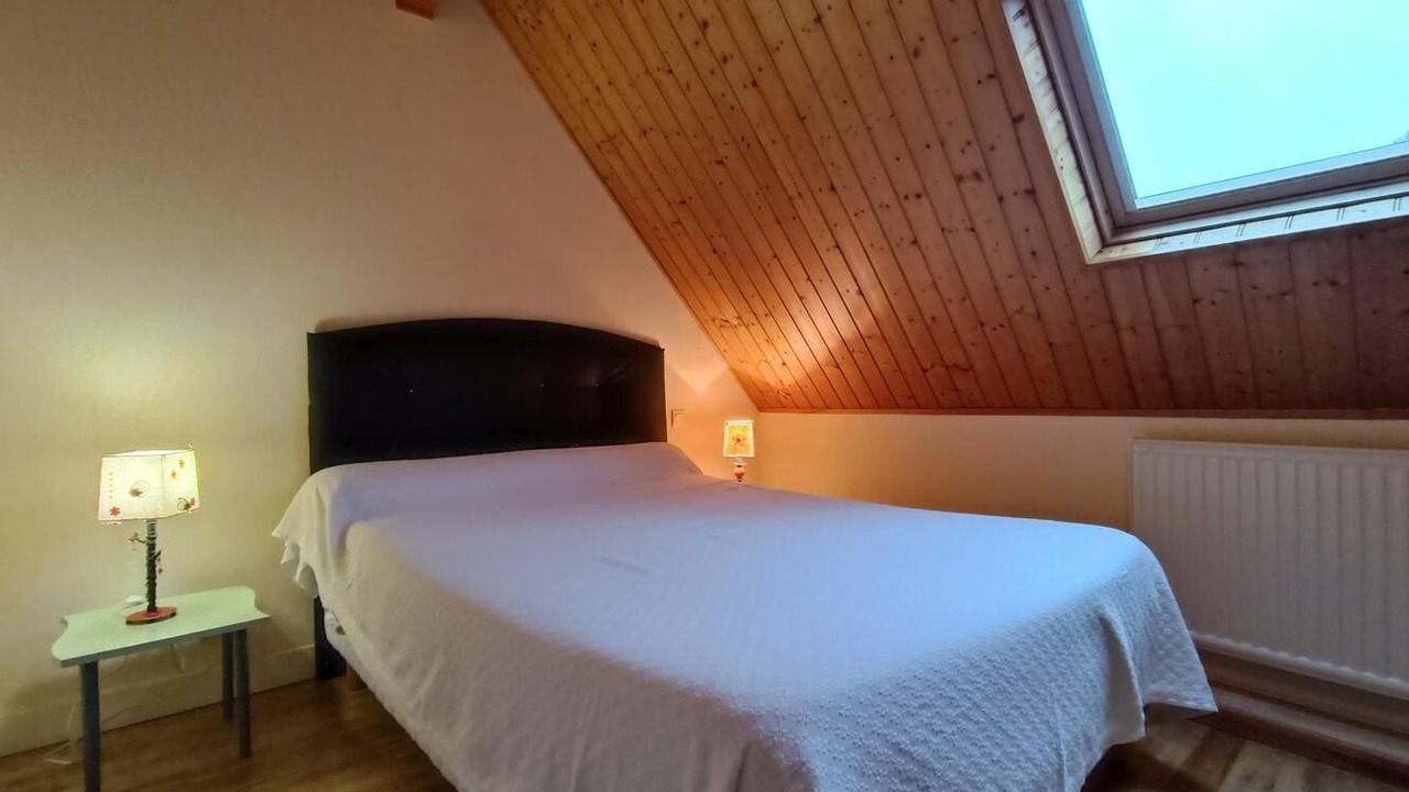 Photo of Bedroom in Creysse