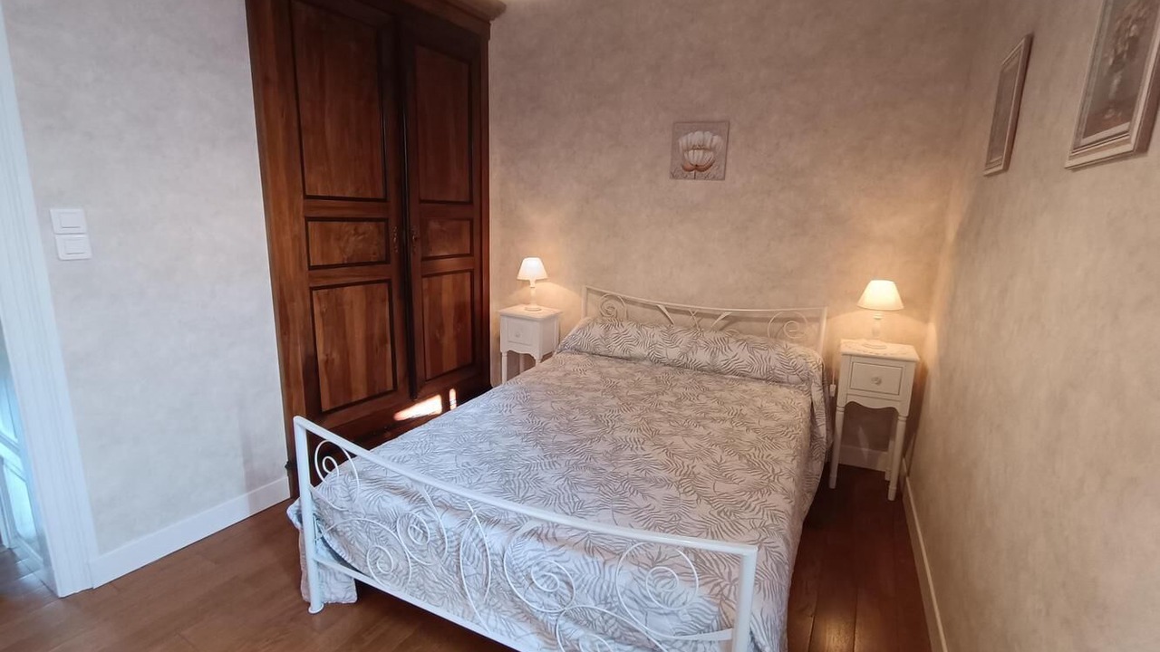 Photo of Bedroom in Mauroux