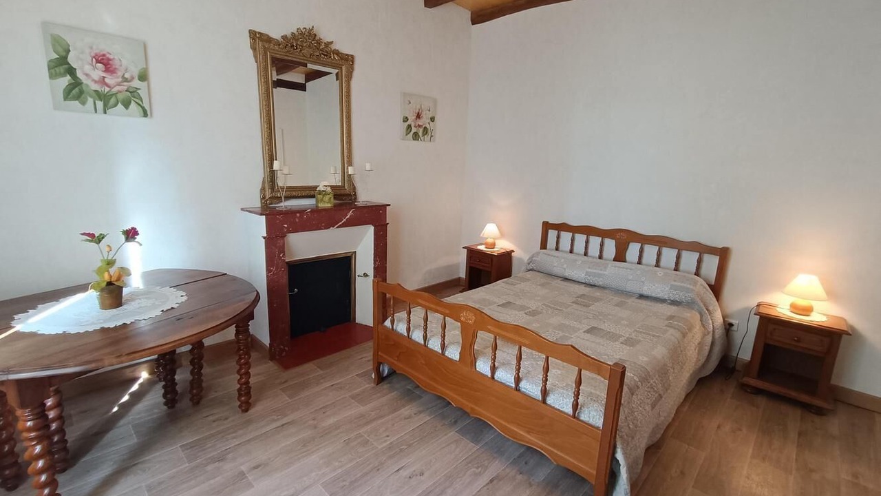 Photo of Bedroom in Mauroux
