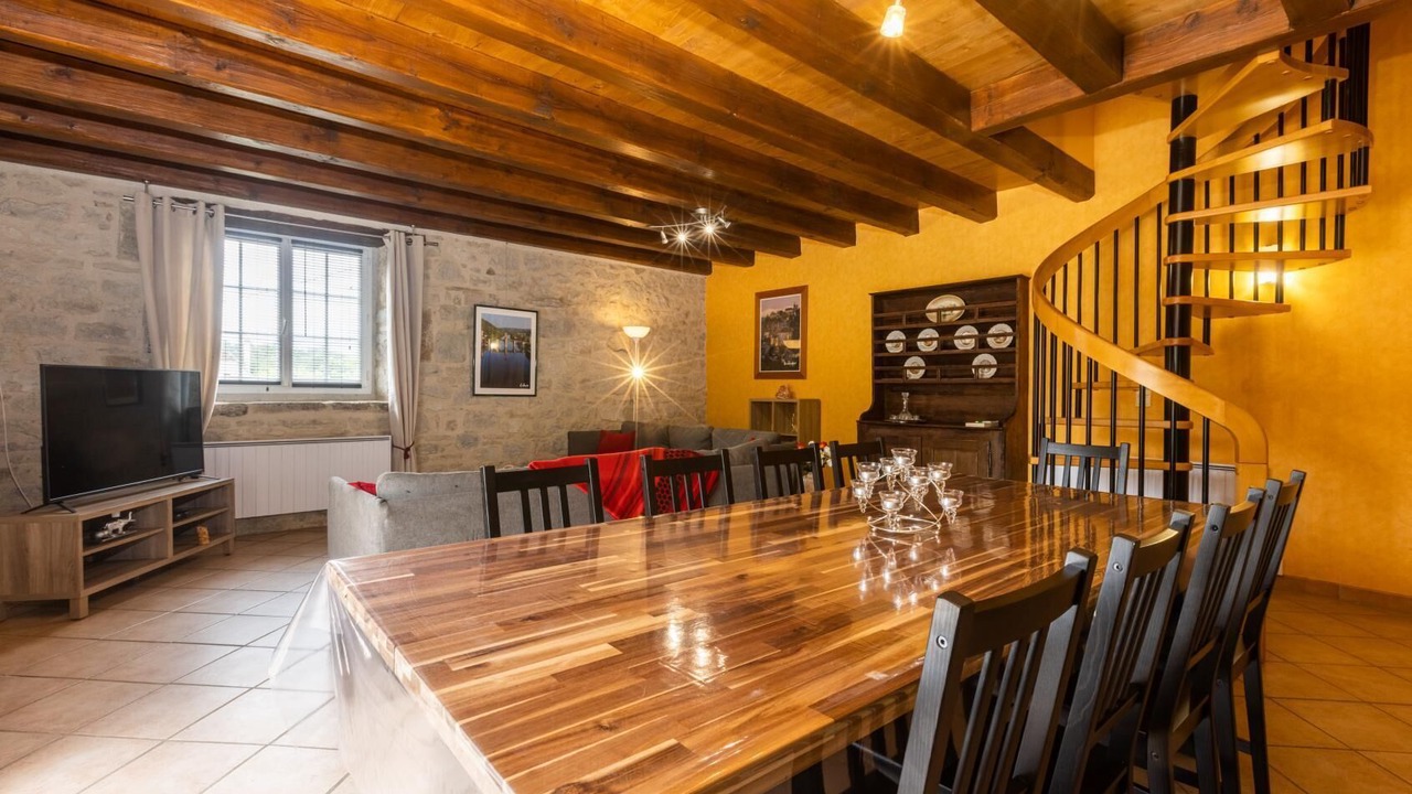 Photo of Others in Thegra