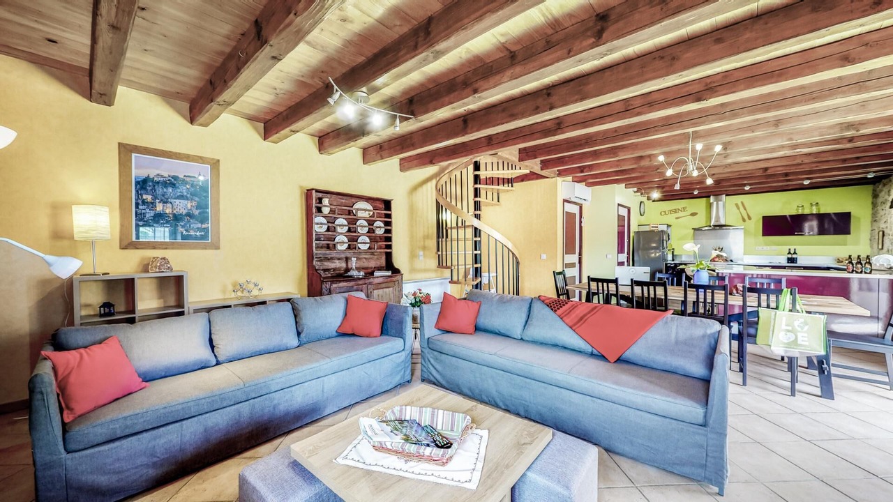 Photo of Livingroom in Thegra