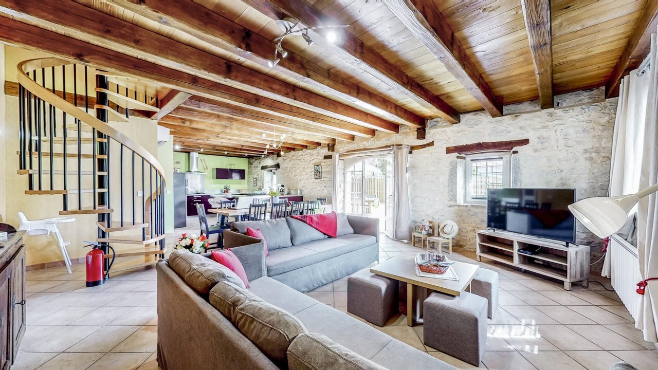 Photo of Livingroom in Thegra